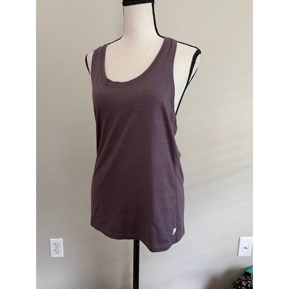 Vuori Lux tank in plum heather Medium.